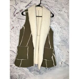 Indigo Soul Women's Size S Small Sherpa Vest Olive Winter Warm Cozy Cardigan EUC